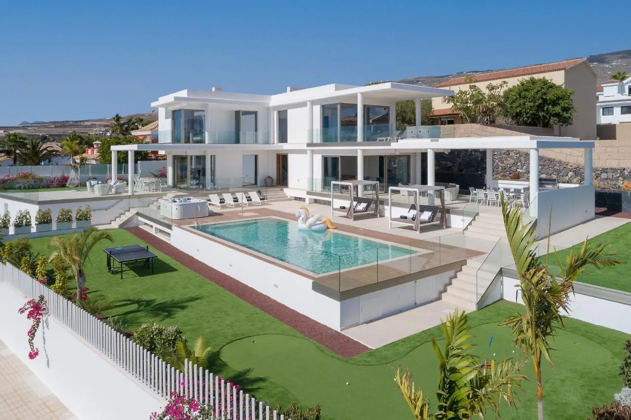 Karat Royal White Villa Costa Adeje İspanya