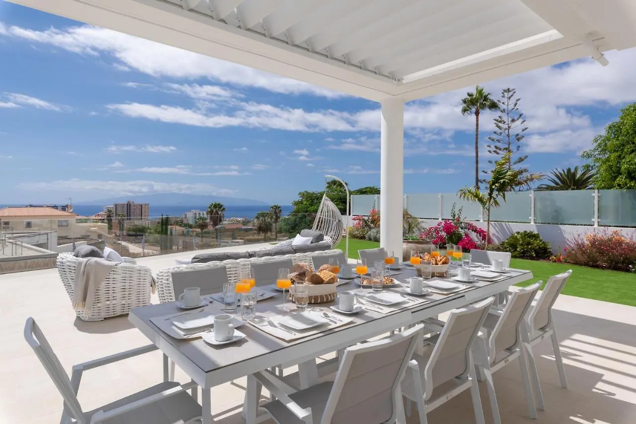 Karat Royal White Villa Costa Adeje